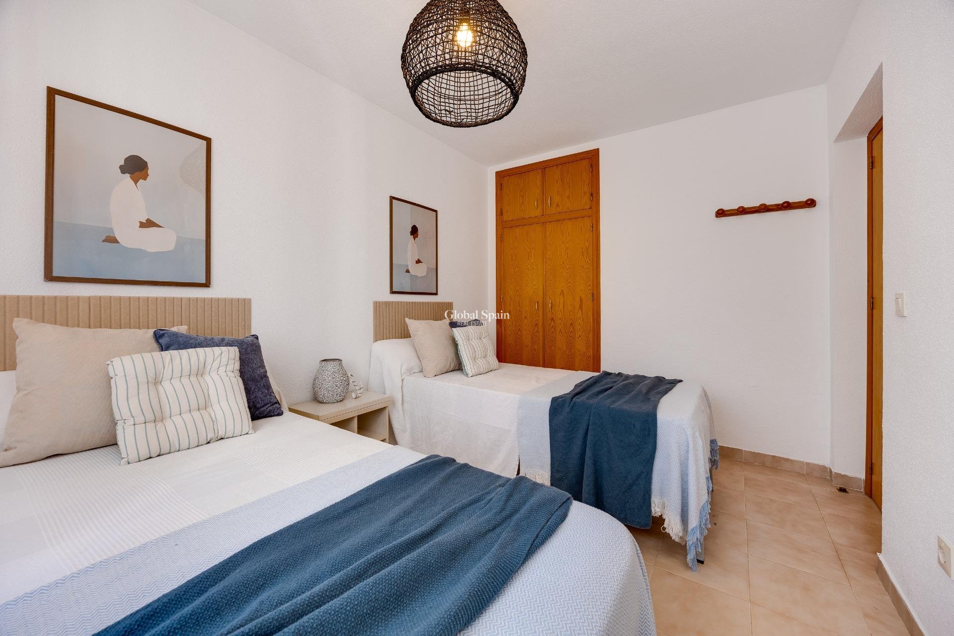 Wederverkoop - APPARTEMENT -
TORREVIEJA - LOS BALCONES - LOS ALTOS