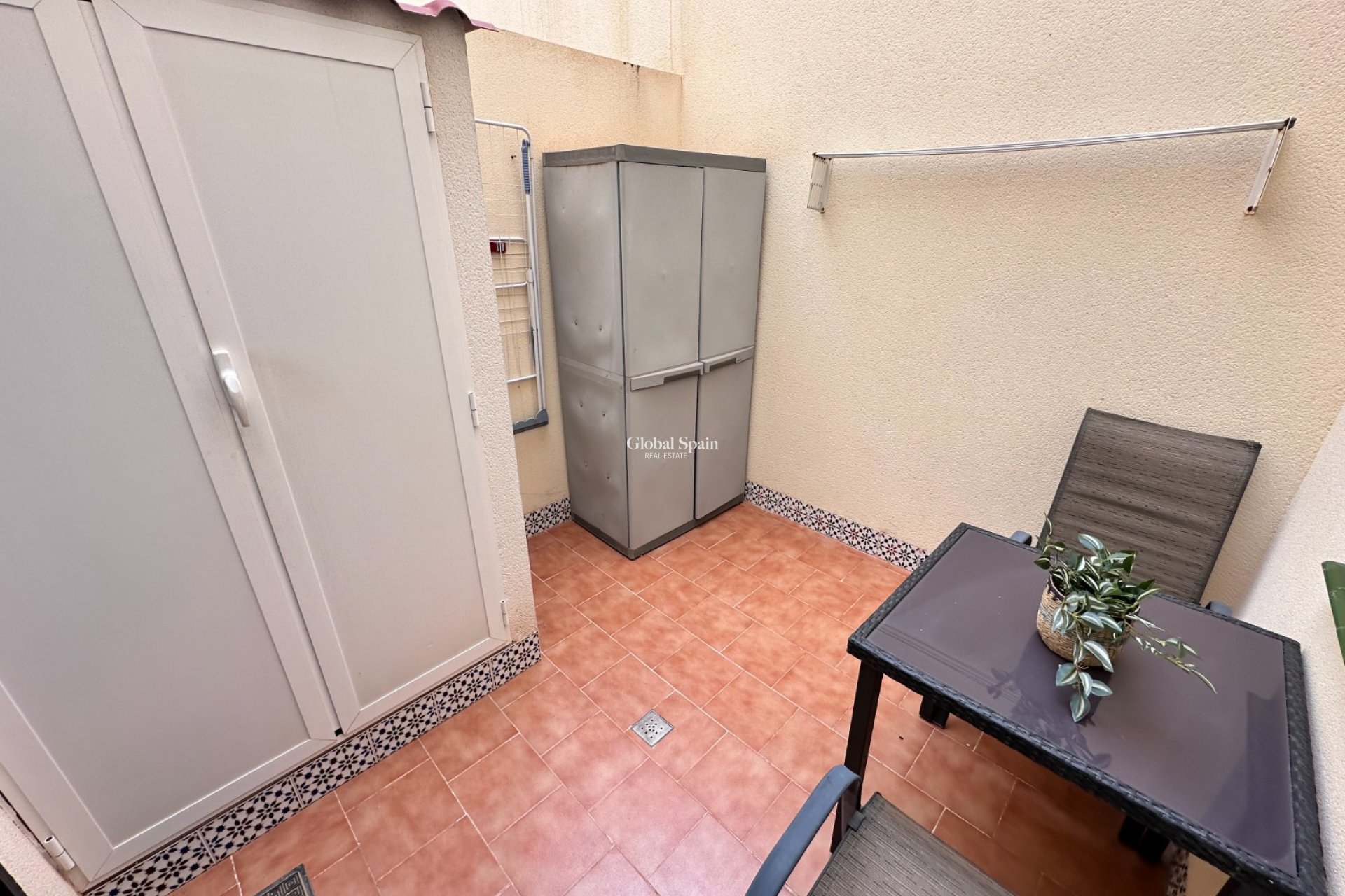 Wederverkoop - APPARTEMENT -
TORREVIEJA - LOS BALCONES - LOS ALTOS