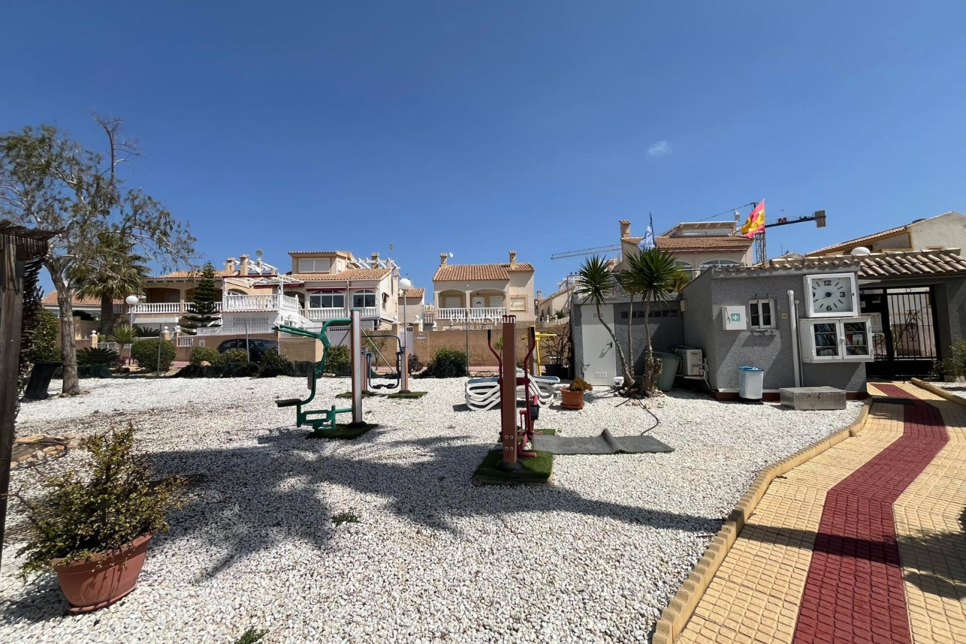 Wederverkoop - APPARTEMENT -
TORREVIEJA - LOS BALCONES - LOS ALTOS
