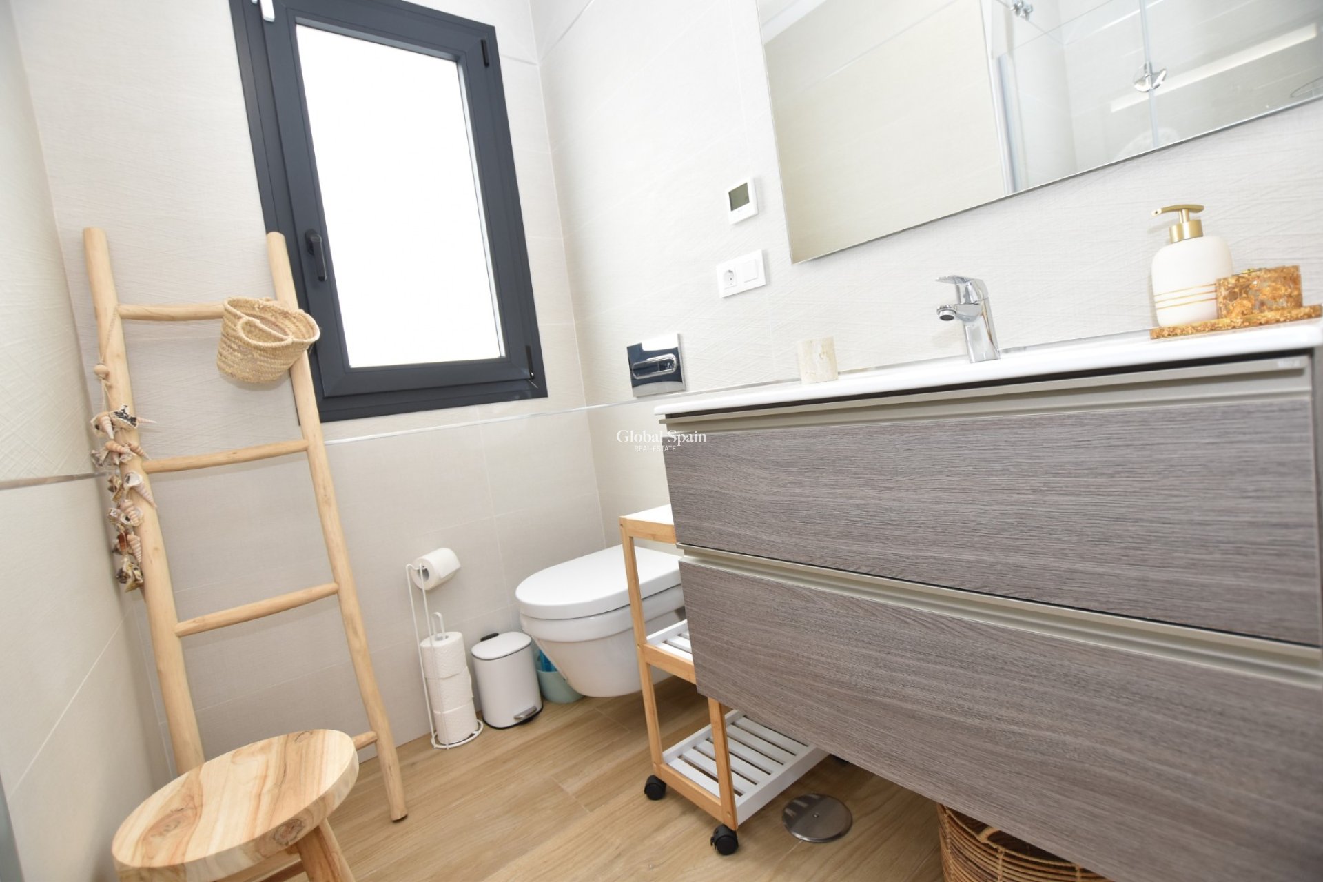 Wederverkoop - APPARTEMENT -
TORREVIEJA - LOS BALCONES - LOS ALTOS