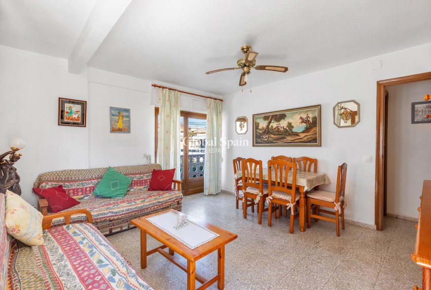 Wederverkoop - APPARTEMENT -
TORREVIEJA - Los Europeos