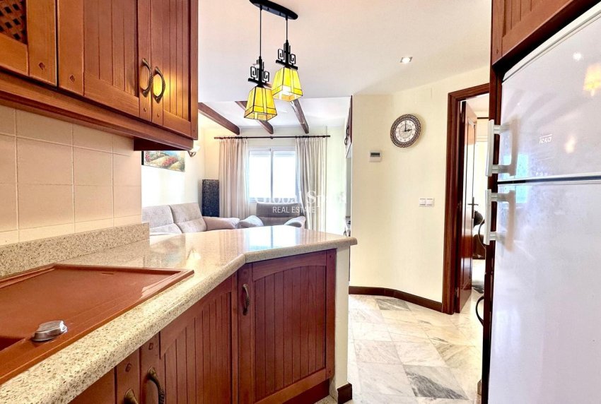 Wederverkoop - APPARTEMENT -
TORREVIEJA - Los Frutales