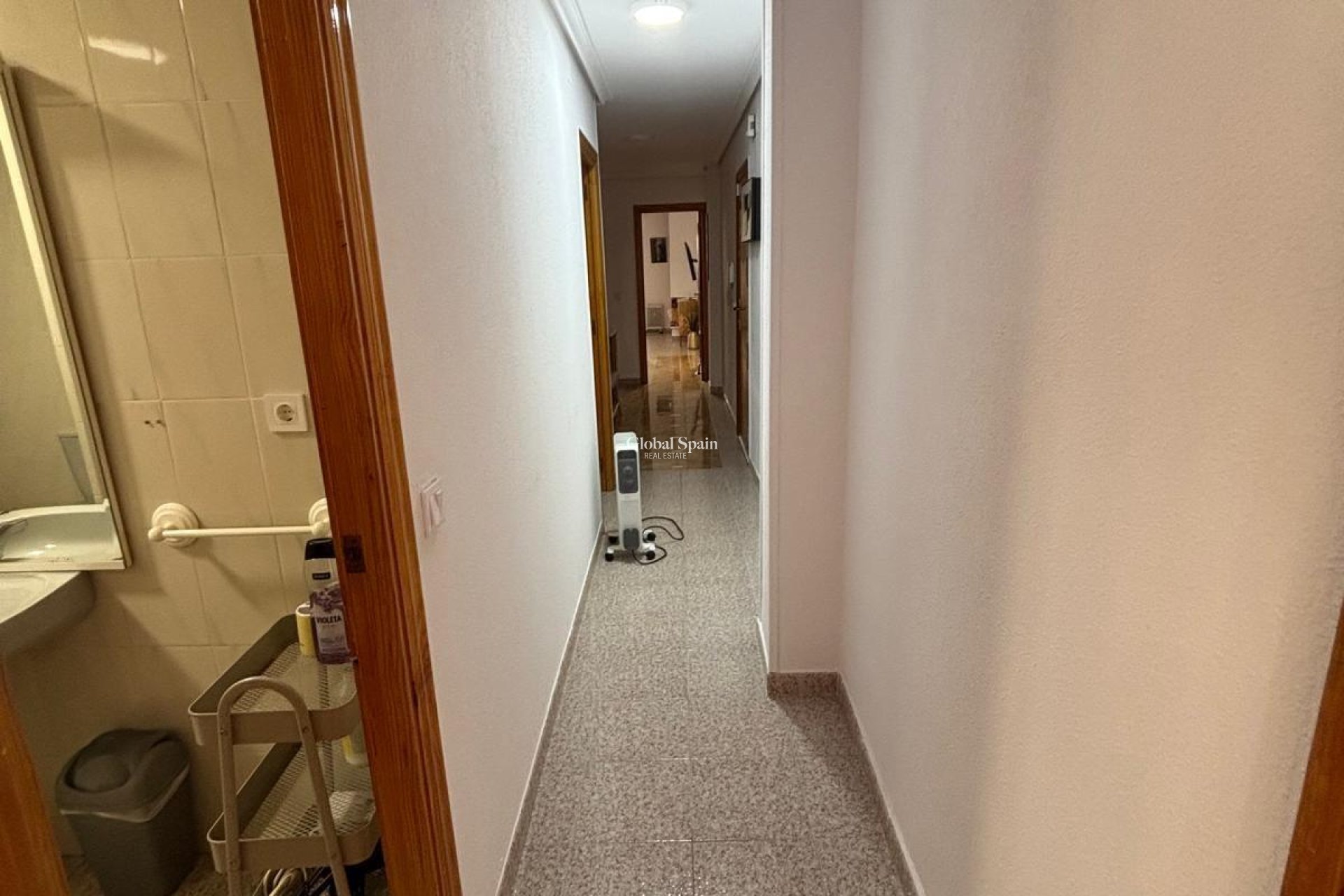 Wederverkoop - APPARTEMENT -
TORREVIEJA - Los Frutales