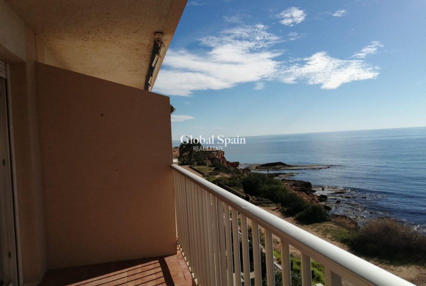 Wederverkoop - APPARTEMENT -
TORREVIEJA - Los Frutales