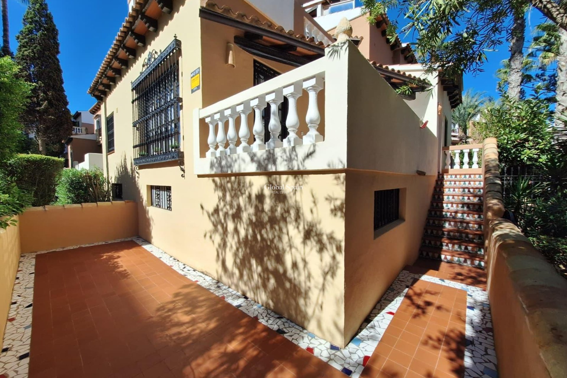 Wederverkoop - APPARTEMENT -
TORREVIEJA - Los Frutales