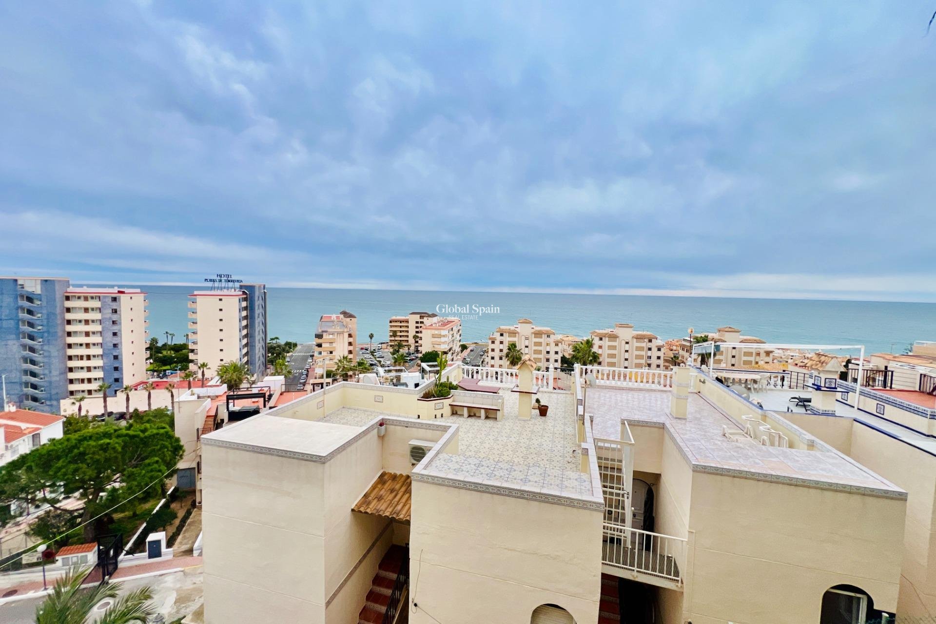 Wederverkoop - APPARTEMENT -
TORREVIEJA - Miramar - Torre Del Moro