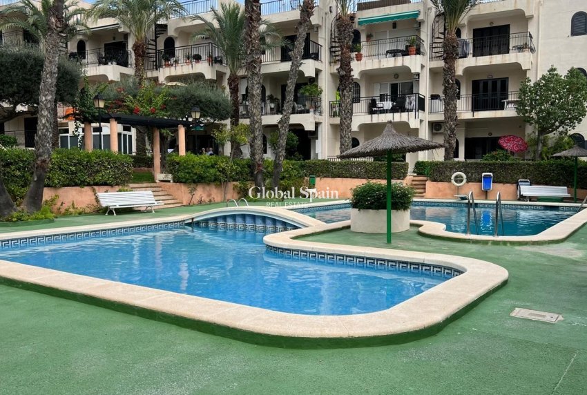 Wederverkoop - APPARTEMENT -
TORREVIEJA - Miramar - Torre Del Moro