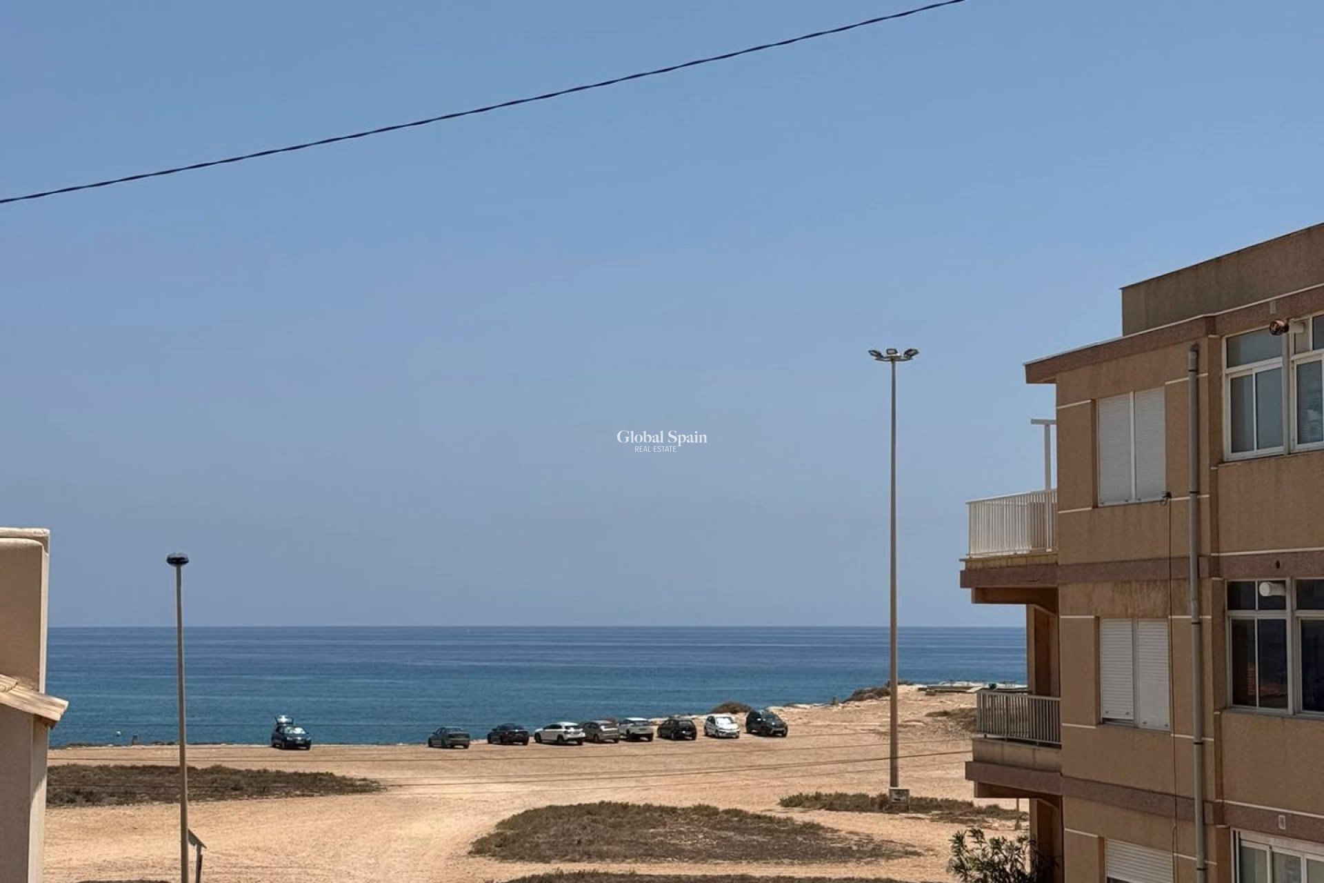 Wederverkoop - APPARTEMENT -
TORREVIEJA - Miramar - Torre Del Moro