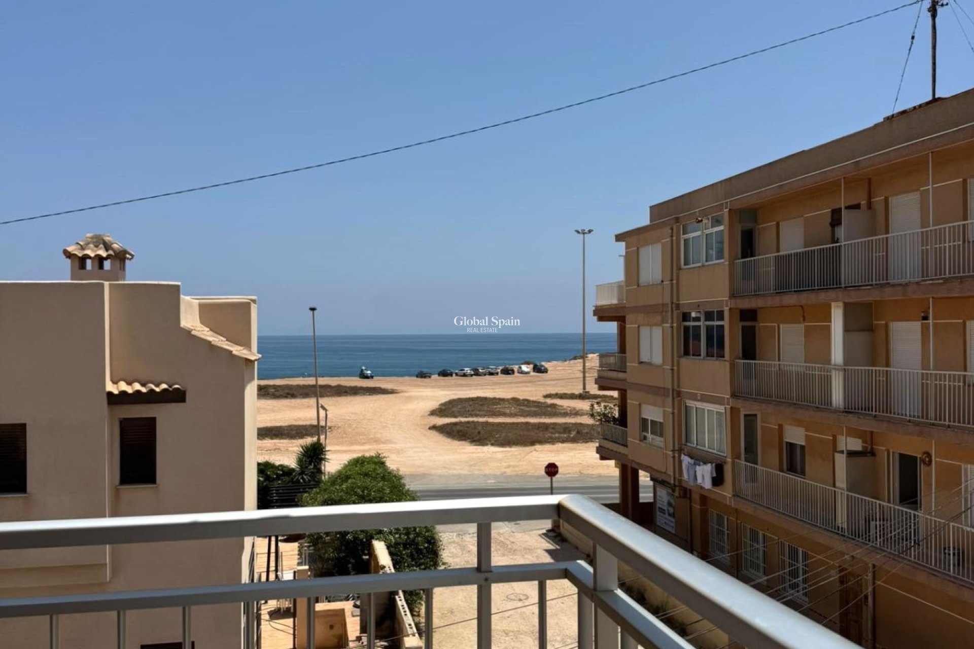 Wederverkoop - APPARTEMENT -
TORREVIEJA - Miramar - Torre Del Moro