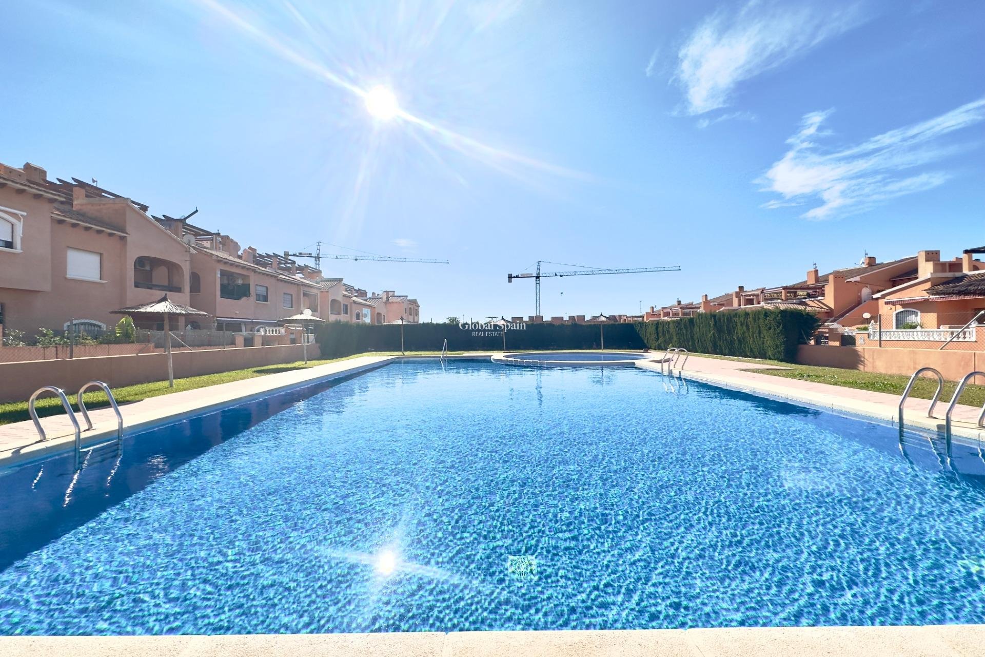 Wederverkoop - APPARTEMENT -
TORREVIEJA - Nueva Torrevieja