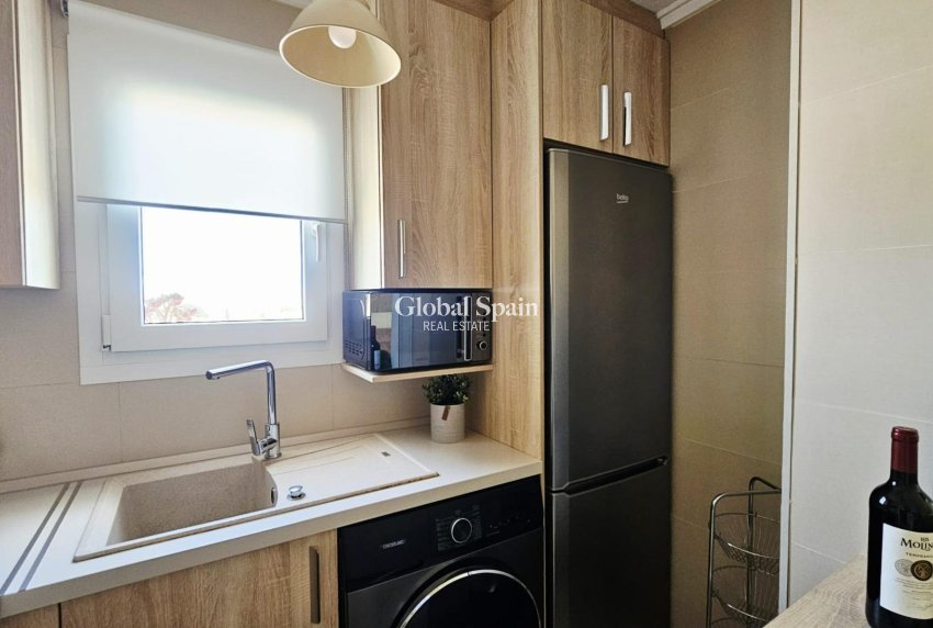 Wederverkoop - APPARTEMENT -
TORREVIEJA - Nueva Torrevieja