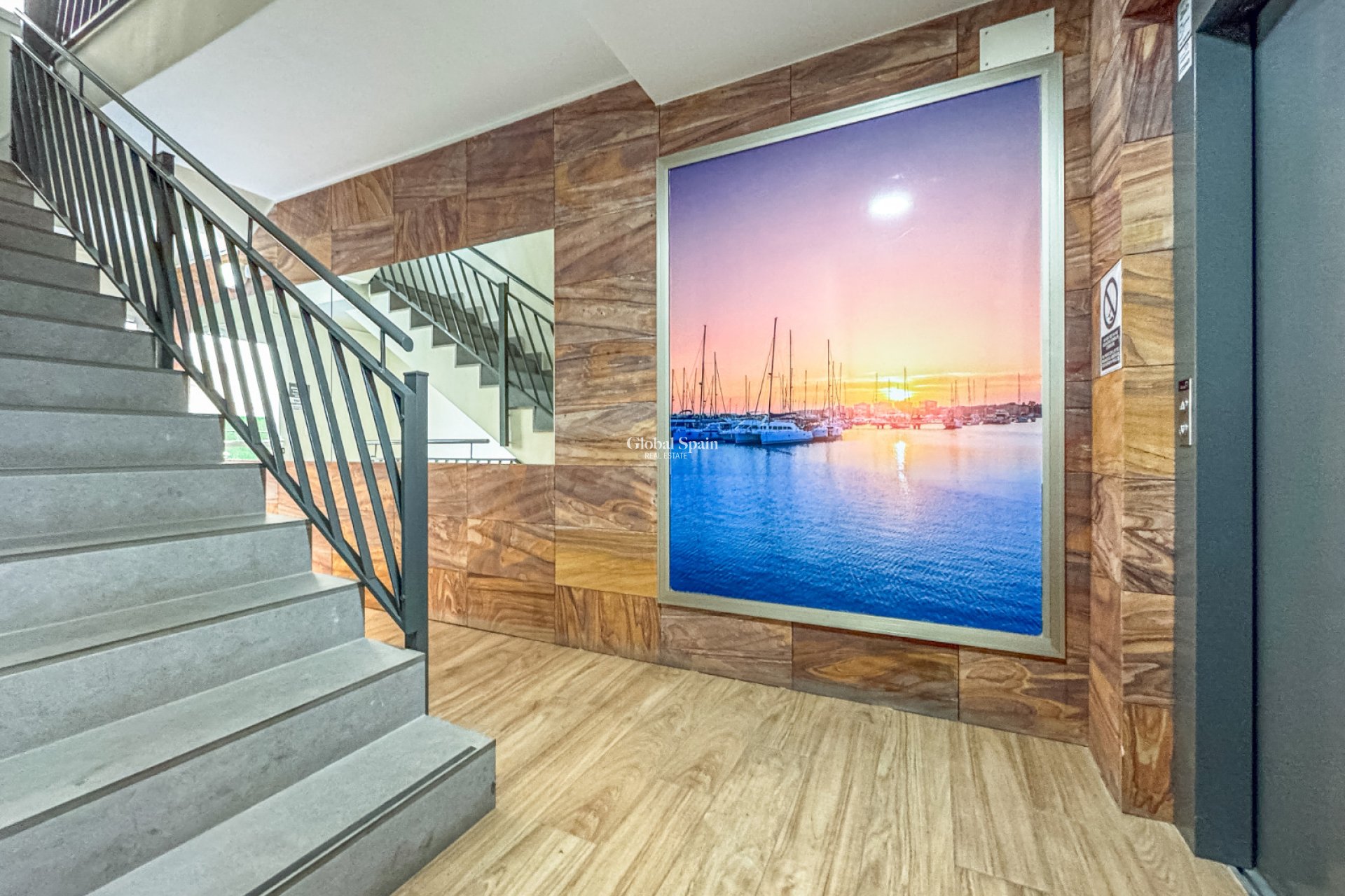 Wederverkoop - APPARTEMENT -
TORREVIEJA - Nueva Torrevieja