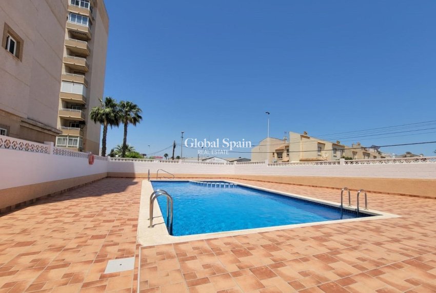 Wederverkoop - APPARTEMENT -
TORREVIEJA - Nueva Torrevieja