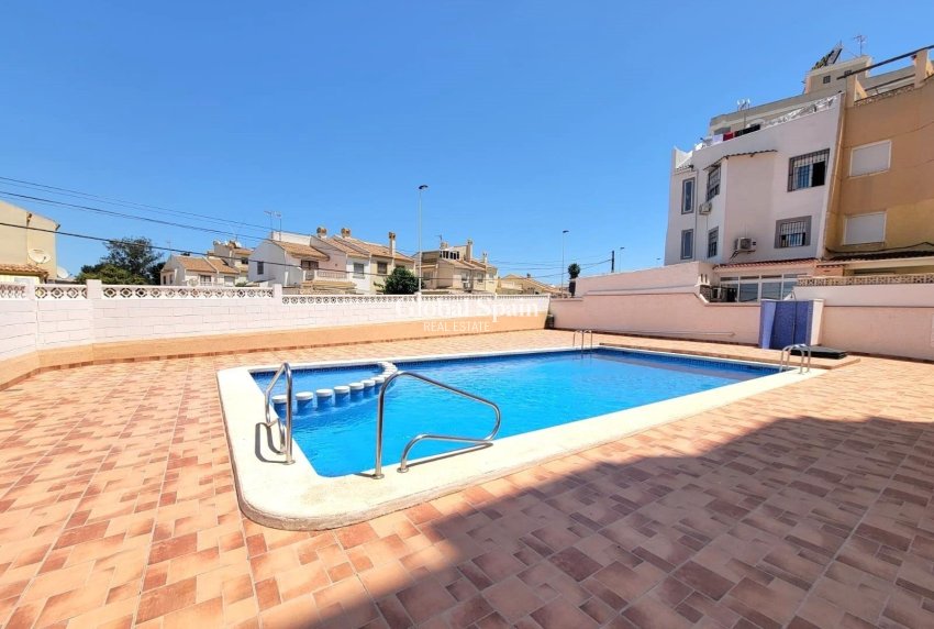 Wederverkoop - APPARTEMENT -
TORREVIEJA - Nueva Torrevieja