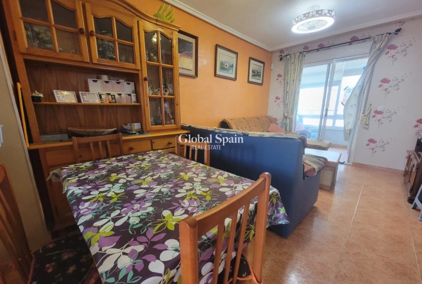 Wederverkoop - APPARTEMENT -
TORREVIEJA - Nueva Torrevieja
