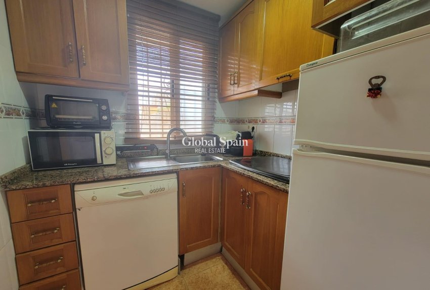 Wederverkoop - APPARTEMENT -
TORREVIEJA - Nueva Torrevieja