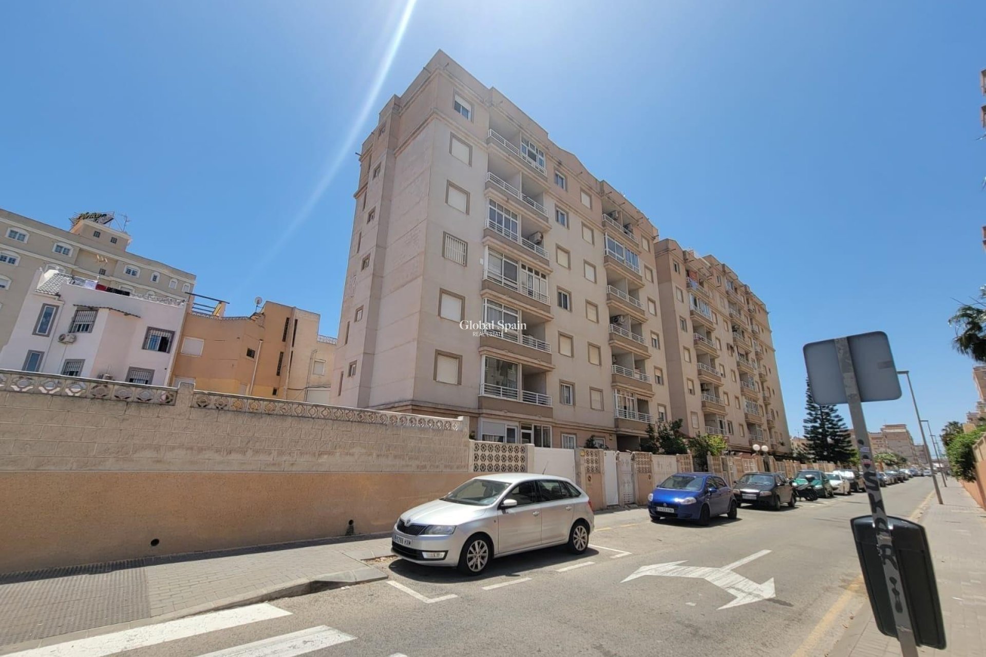 Wederverkoop - APPARTEMENT -
TORREVIEJA - Nueva Torrevieja