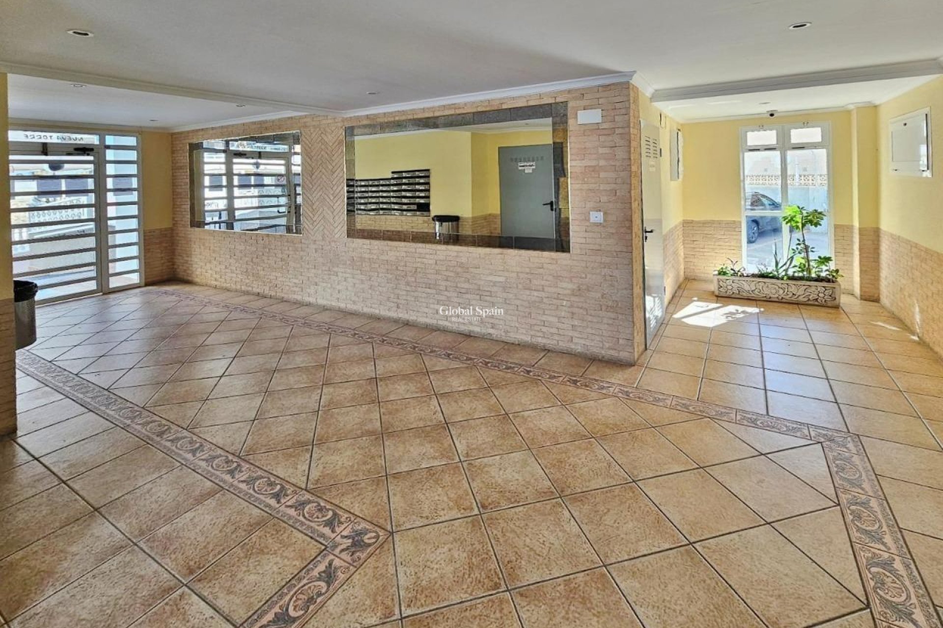 Wederverkoop - APPARTEMENT -
TORREVIEJA - Nueva Torrevieja