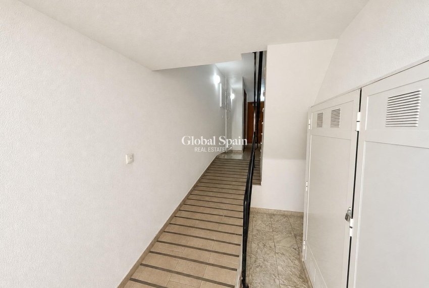 Wederverkoop - APPARTEMENT -
TORREVIEJA - Nueva Torrevieja