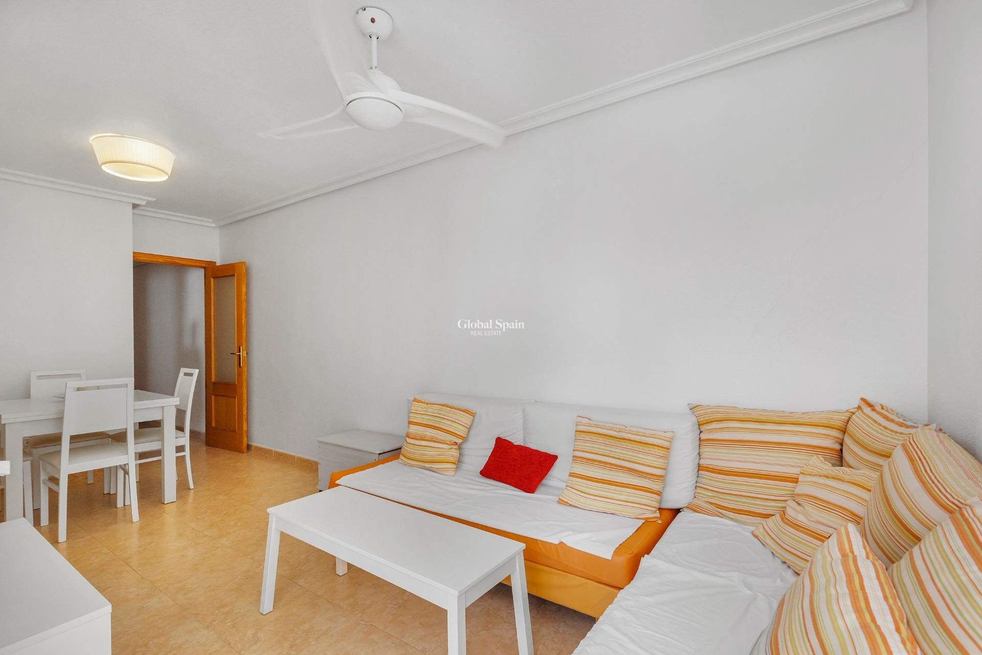 Wederverkoop - APPARTEMENT -
TORREVIEJA - Nueva Torrevieja