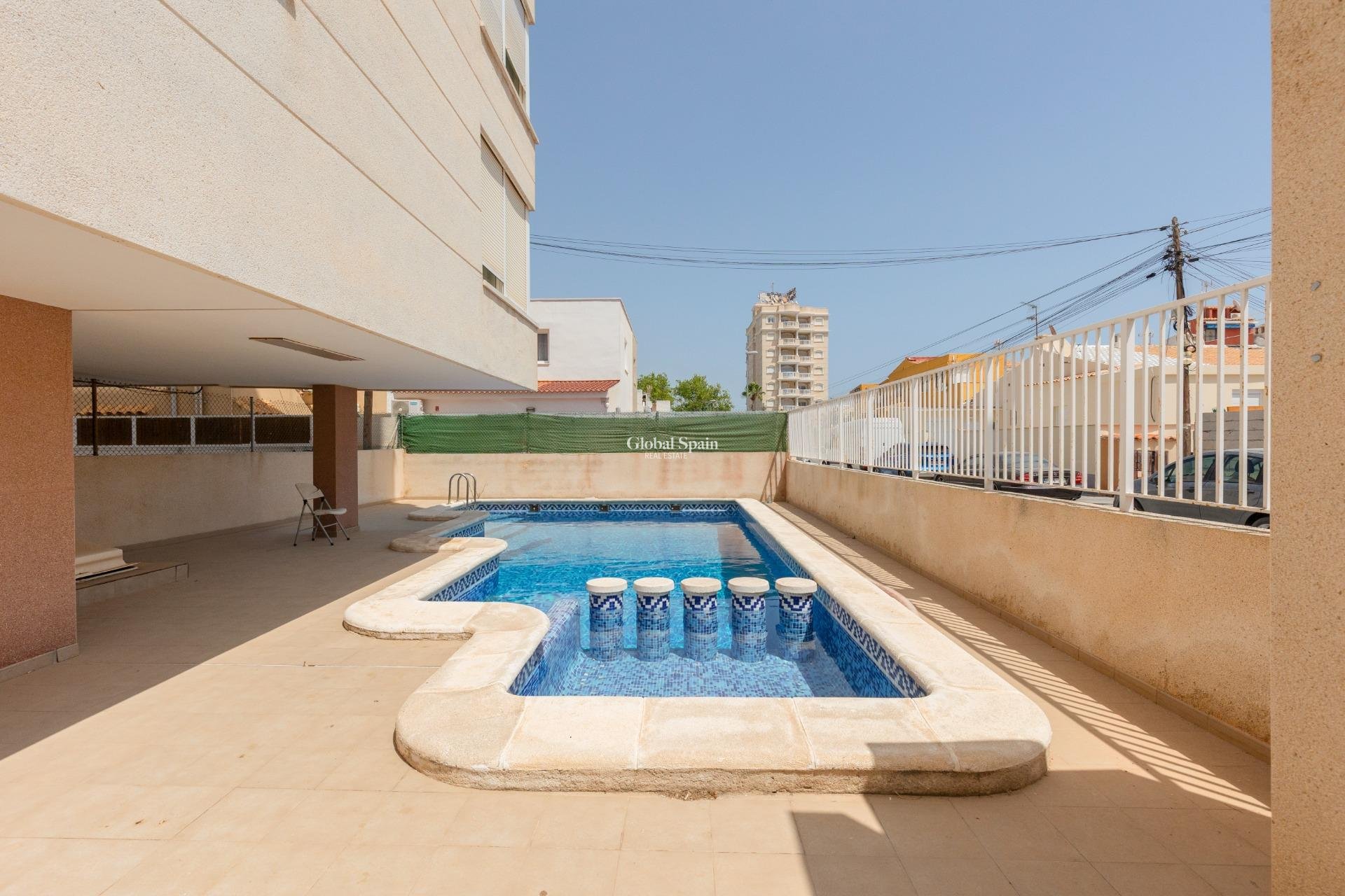 Wederverkoop - APPARTEMENT -
TORREVIEJA - Nueva Torrevieja