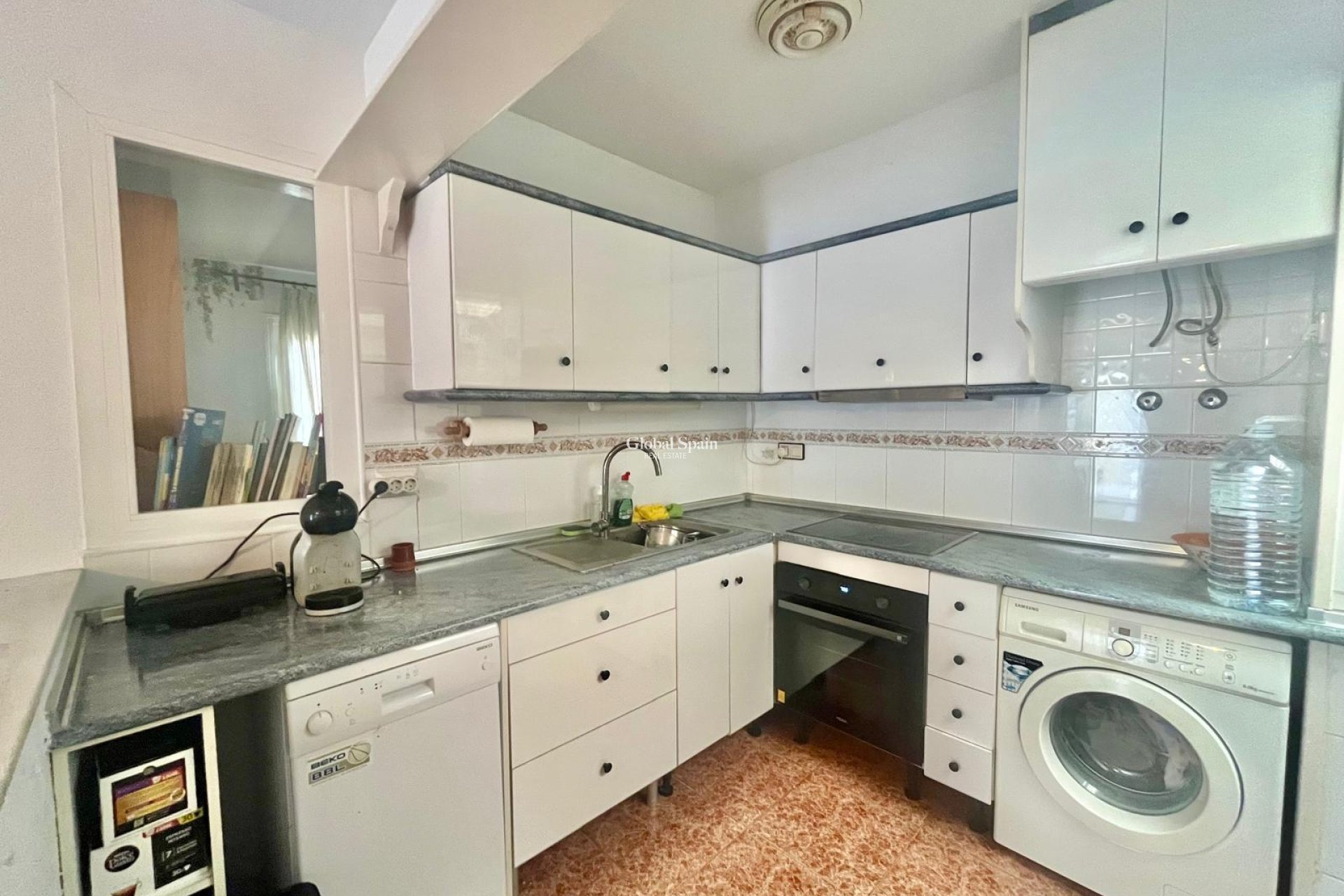 Wederverkoop - APPARTEMENT -
TORREVIEJA - Paraje Natural
