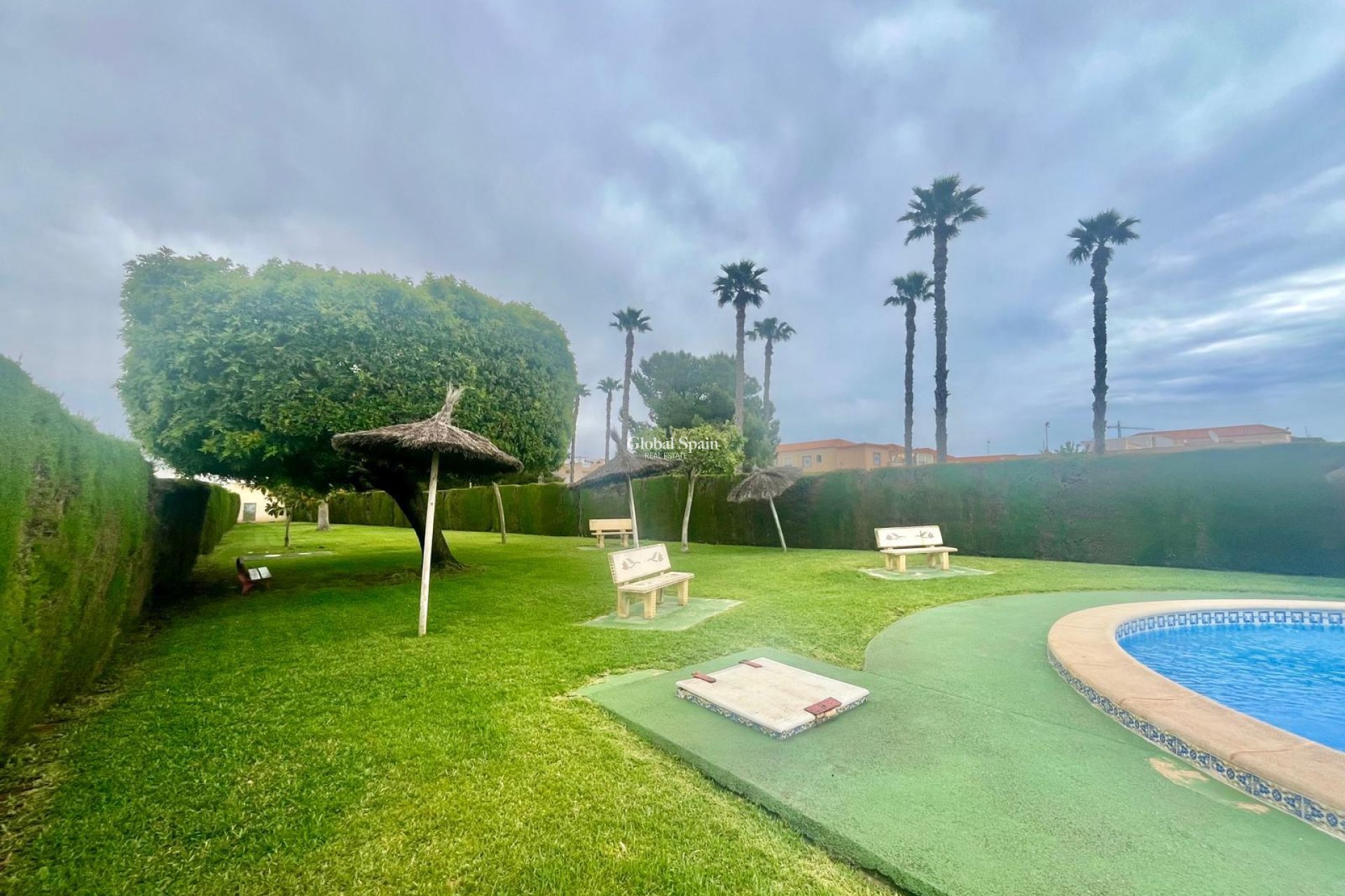 Wederverkoop - APPARTEMENT -
TORREVIEJA - Paraje Natural