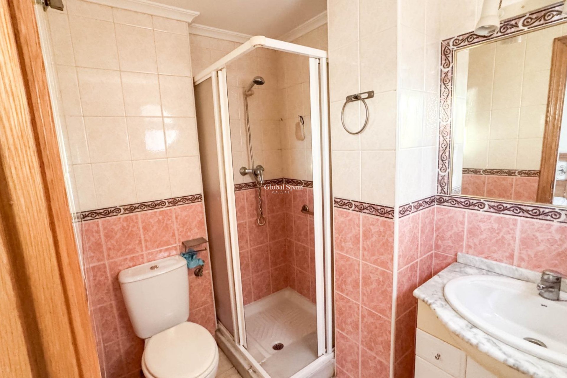 Wederverkoop - APPARTEMENT -
TORREVIEJA - Parque de las Naciones