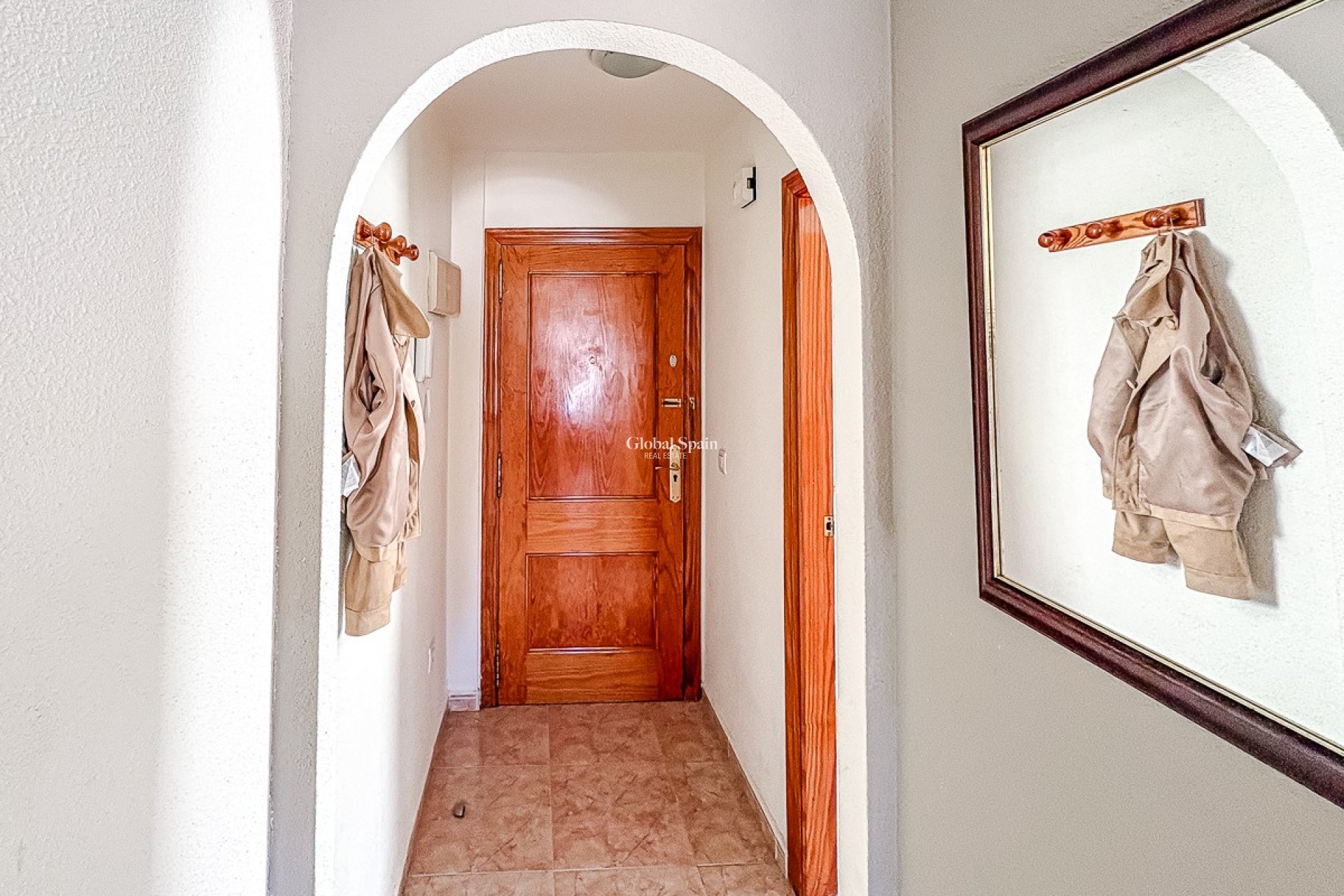 Wederverkoop - APPARTEMENT -
TORREVIEJA - Parque de las Naciones