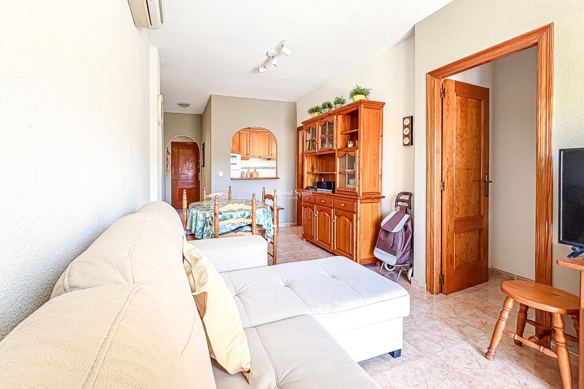 Wederverkoop - APPARTEMENT -
TORREVIEJA - Parque de las Naciones