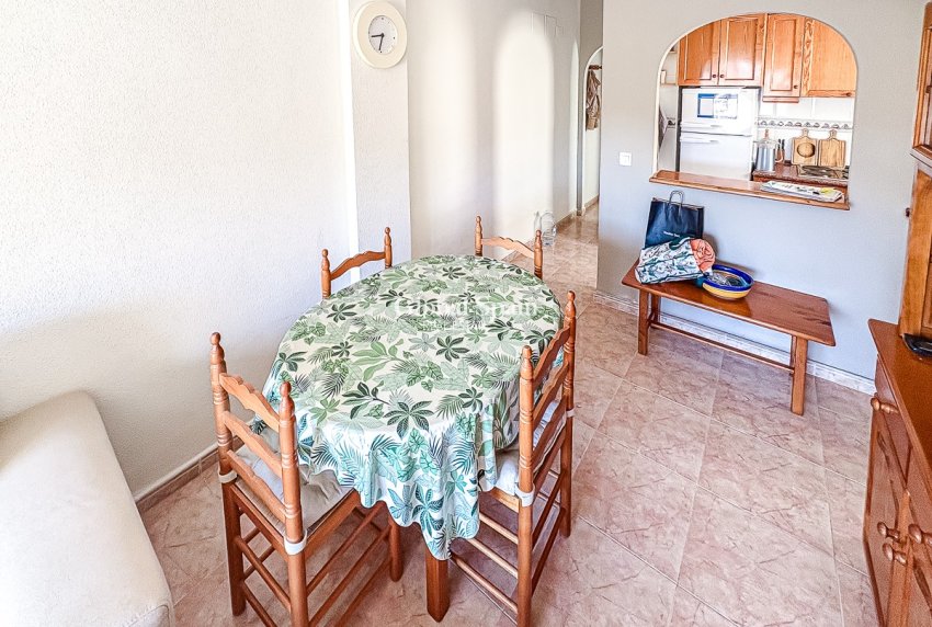 Wederverkoop - APPARTEMENT -
TORREVIEJA - Parque de las Naciones