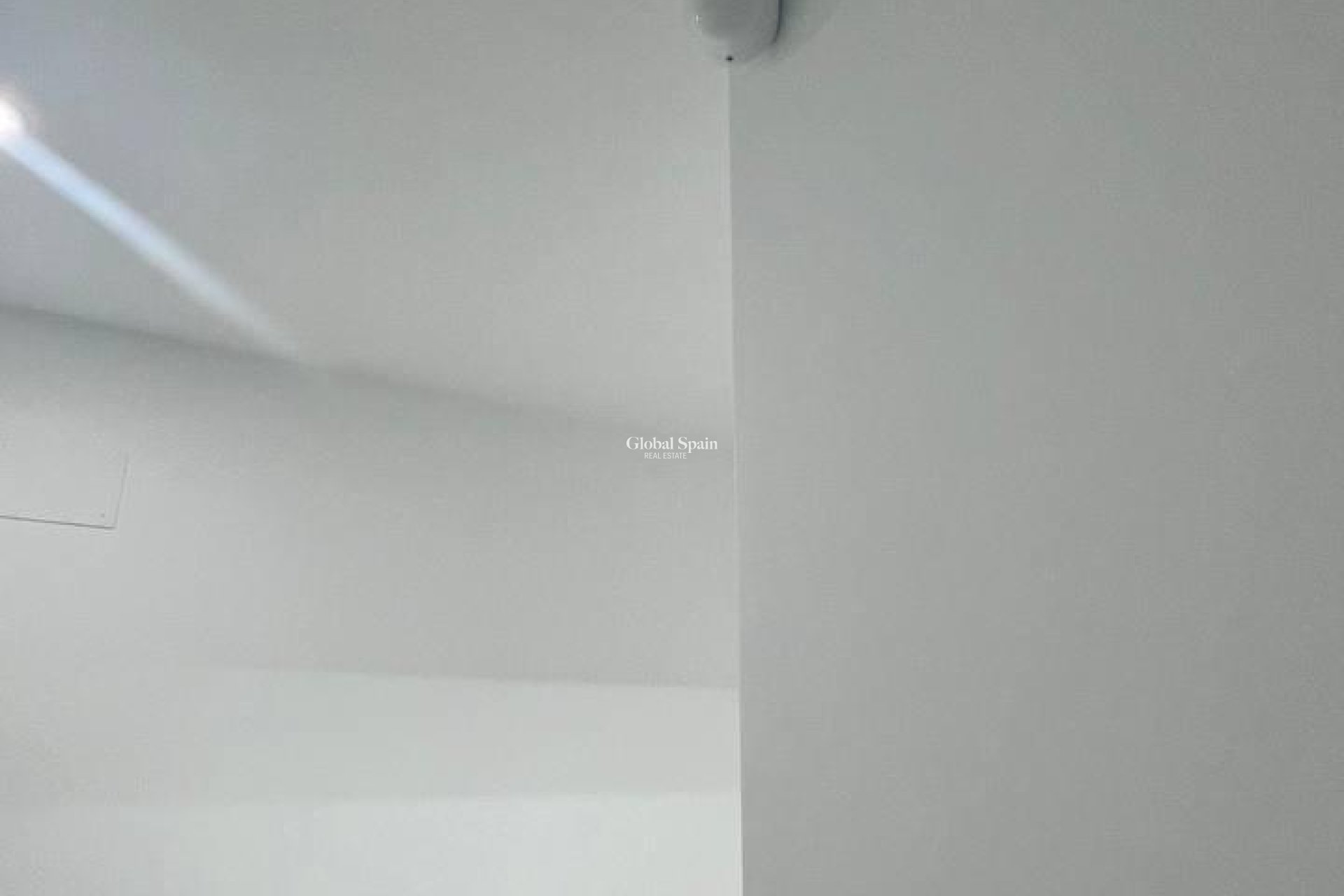 Wederverkoop - APPARTEMENT -
TORREVIEJA - Parque de las Naciones