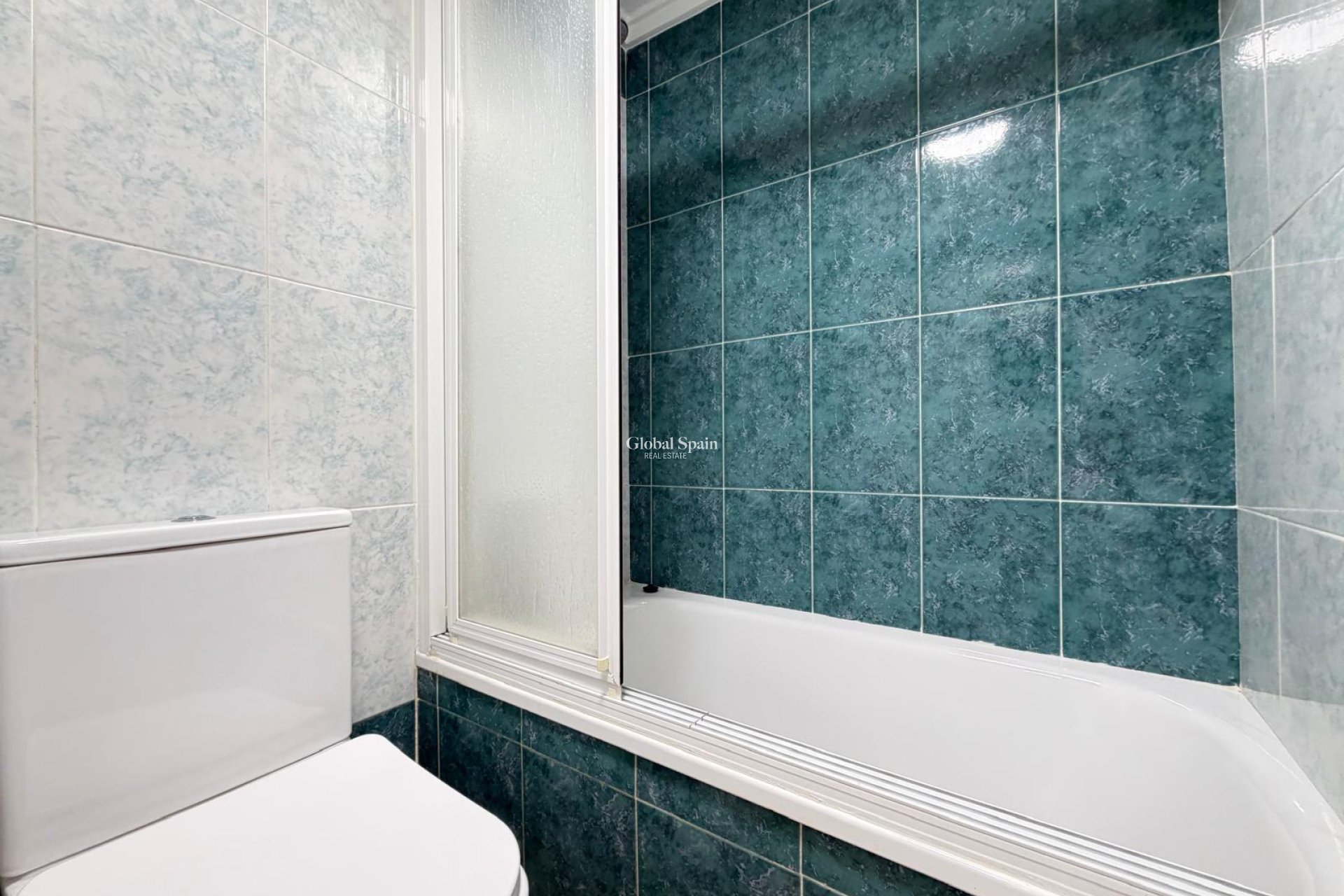 Wederverkoop - APPARTEMENT -
TORREVIEJA - Parque de las Naciones