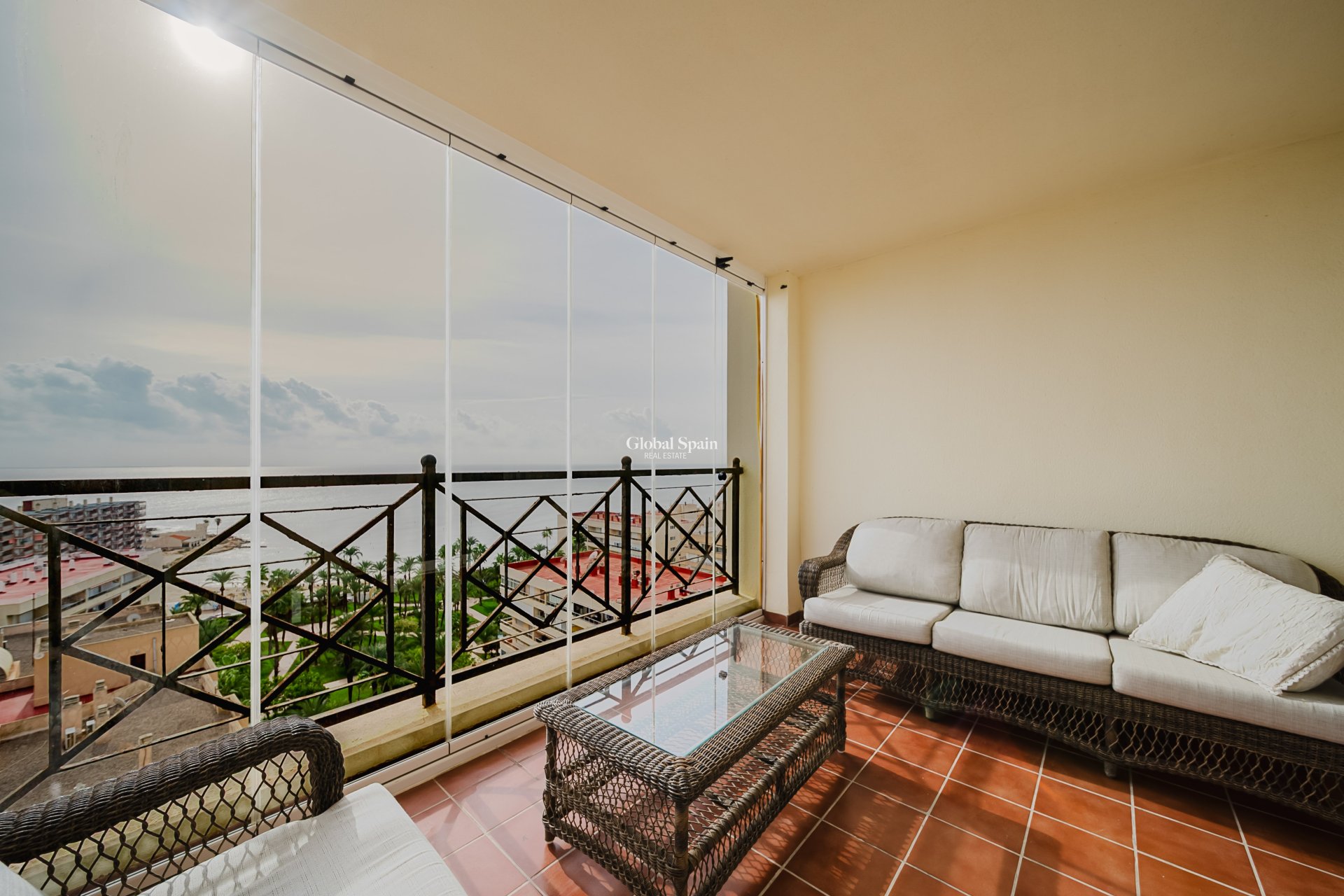 Wederverkoop - Appartement -
TORREVIEJA - Playa de los locos