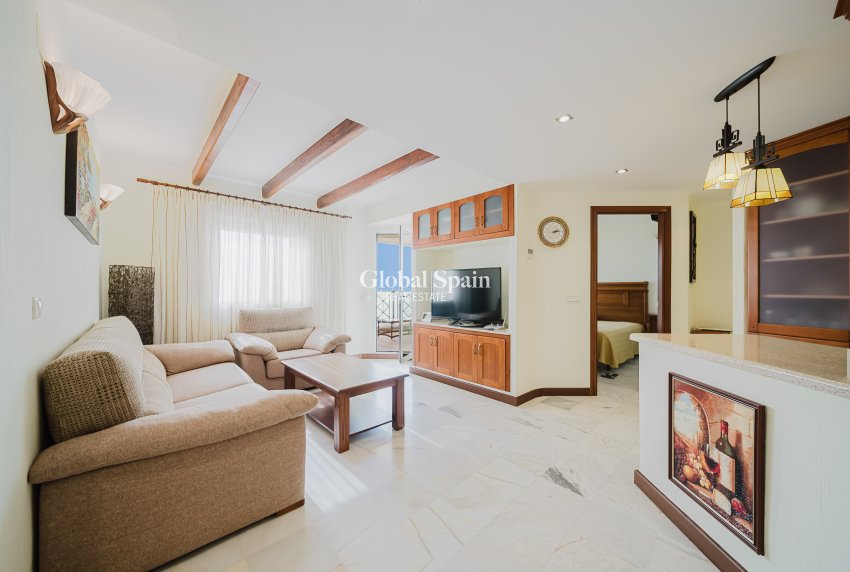 Wederverkoop - Appartement -
TORREVIEJA - Playa de los locos