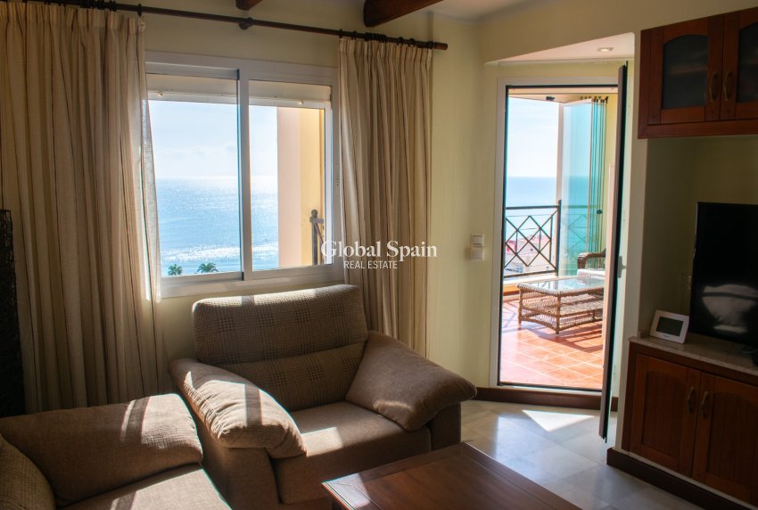 Wederverkoop - APPARTEMENT -
TORREVIEJA - Playa de los Locos