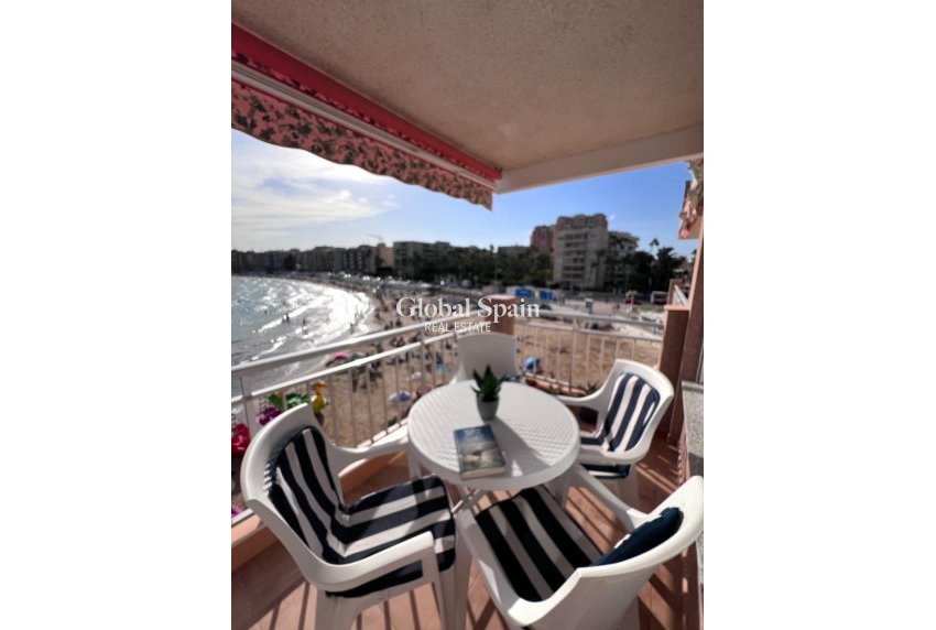 Wederverkoop - APPARTEMENT -
TORREVIEJA - Playa de los Locos