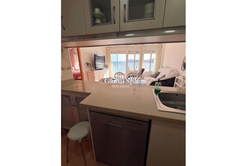 Wederverkoop - APPARTEMENT -
TORREVIEJA - Playa de los Locos