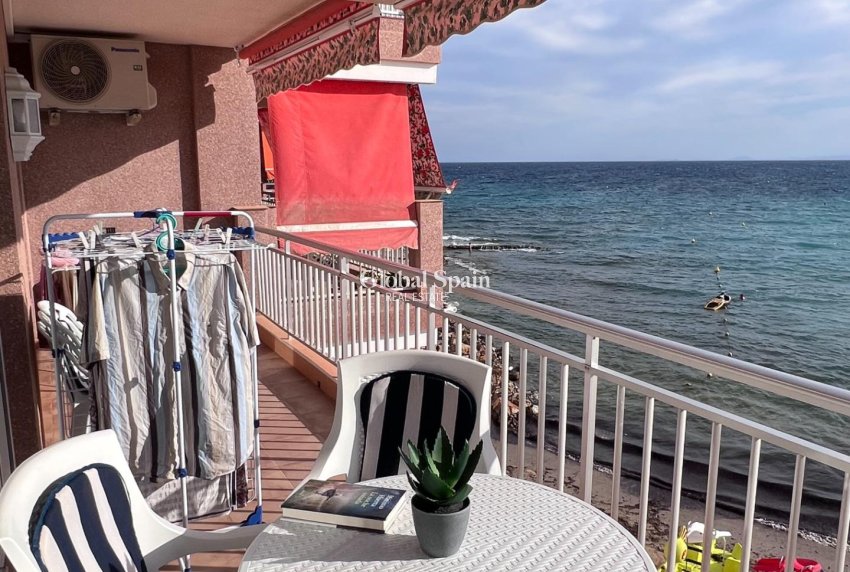 Wederverkoop - APPARTEMENT -
TORREVIEJA - Playa de los Locos
