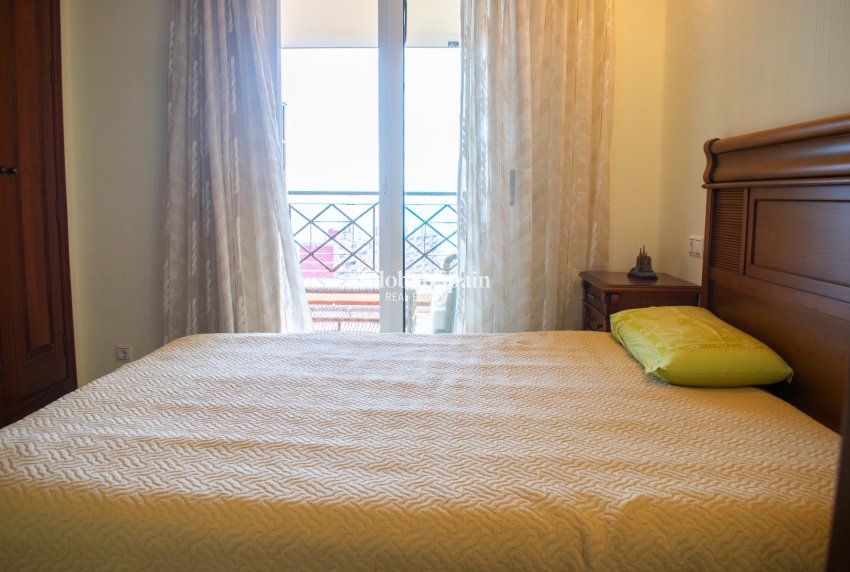 Wederverkoop - APPARTEMENT -
TORREVIEJA - Playa de los Locos