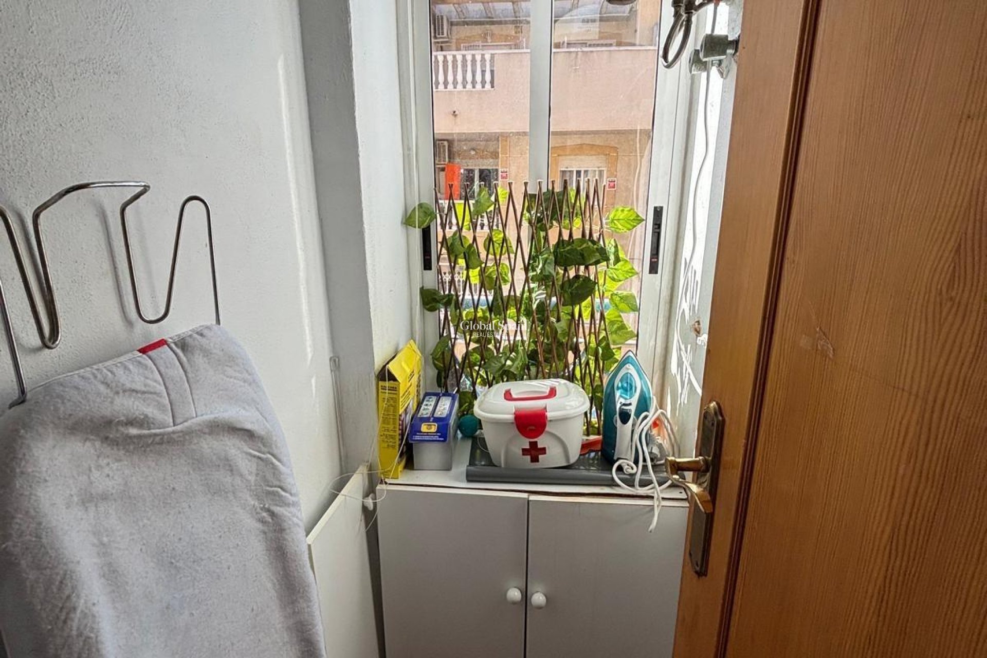 Wederverkoop - APPARTEMENT -
TORREVIEJA - Playa de los Locos