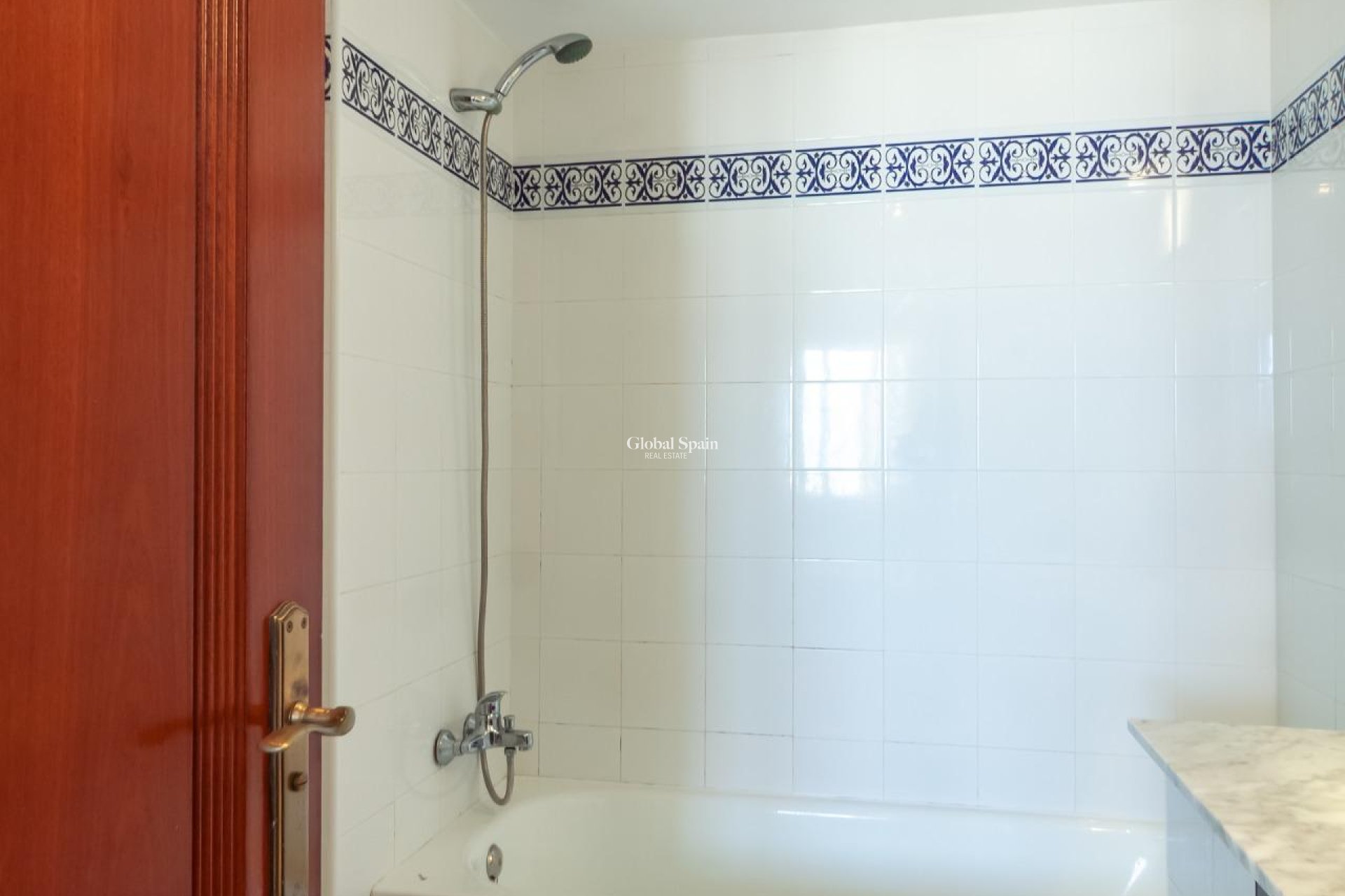 Wederverkoop - APPARTEMENT -
TORREVIEJA - Playa de los Locos