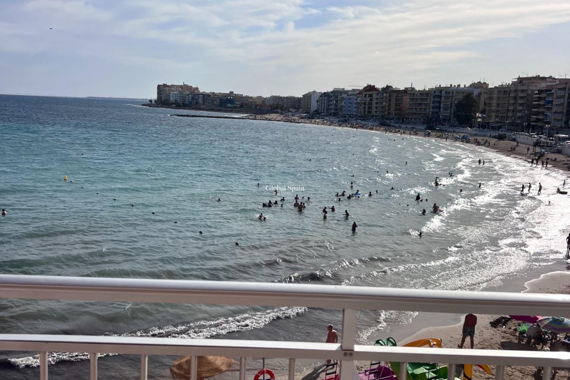 Wederverkoop - APPARTEMENT -
TORREVIEJA - Playa de los Locos