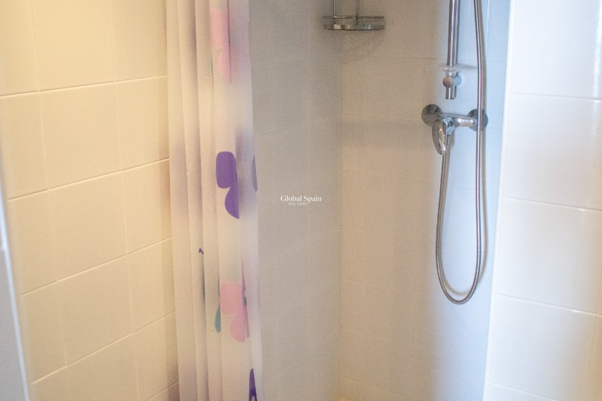 Wederverkoop - APPARTEMENT -
TORREVIEJA - Playa de los Locos