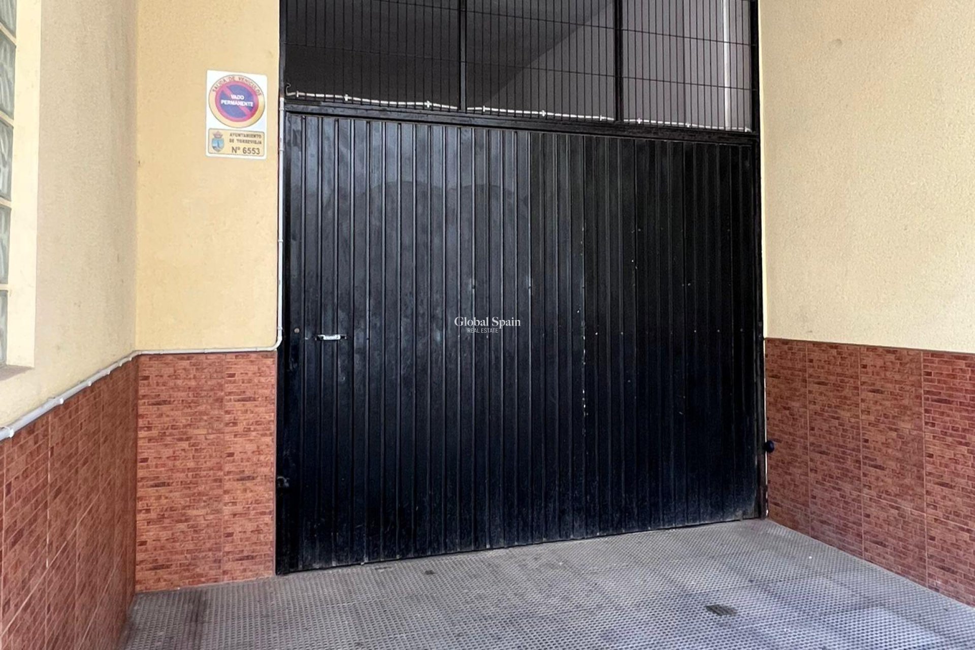 Wederverkoop - APPARTEMENT -
TORREVIEJA - Playa de los Locos