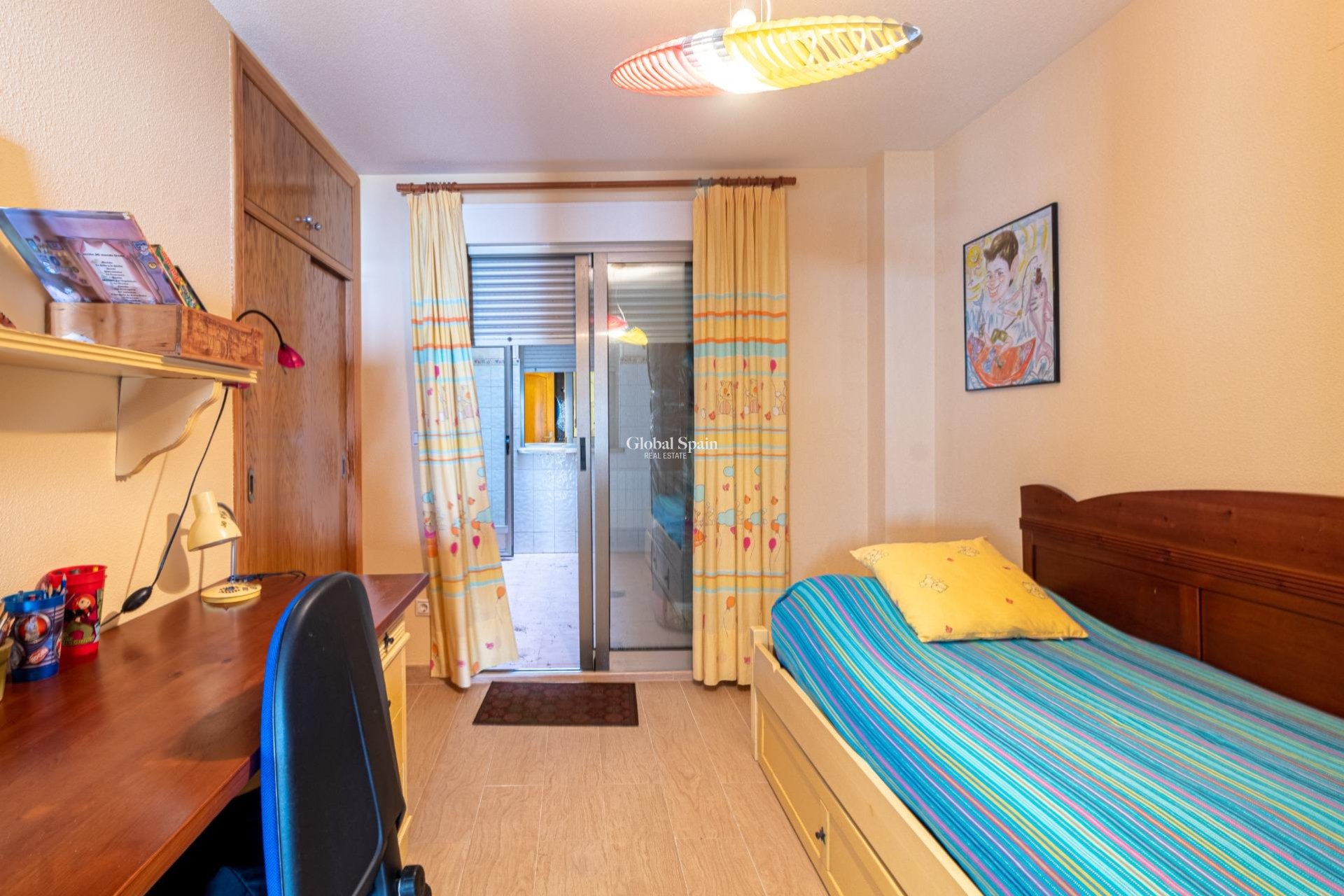 Wederverkoop - APPARTEMENT -
TORREVIEJA - Playa de los locos