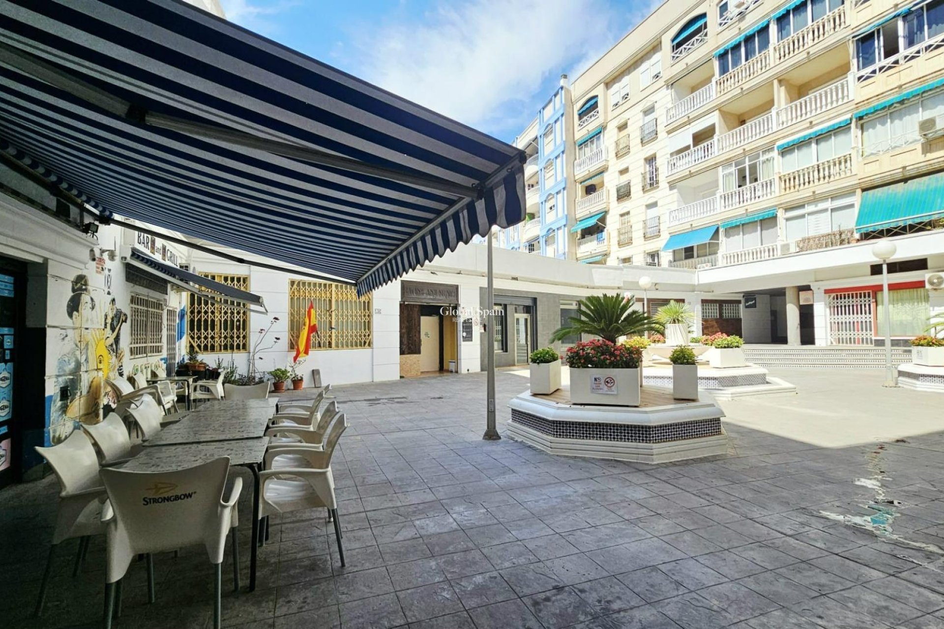Wederverkoop - APPARTEMENT -
TORREVIEJA - Playa de los Locos