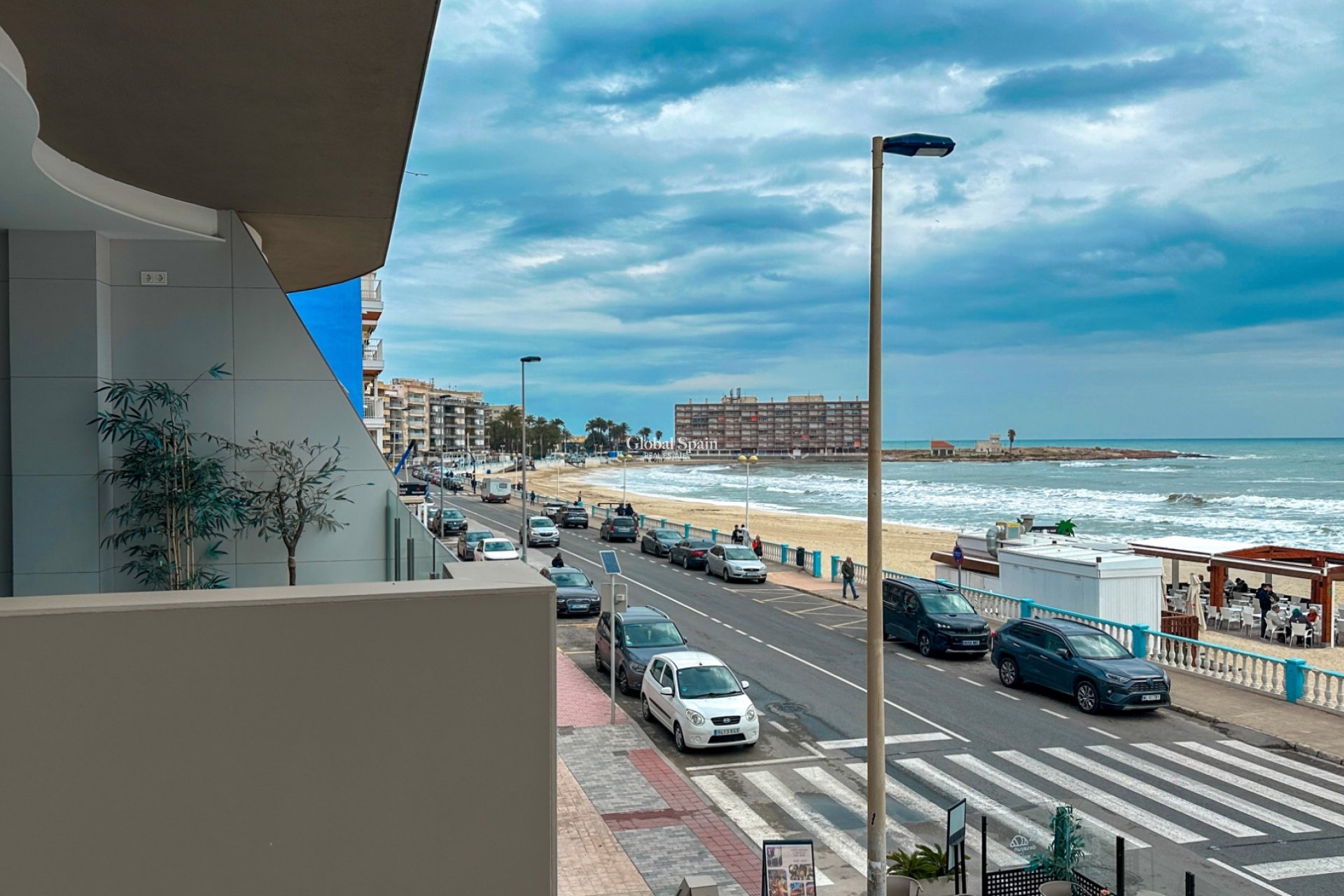 Wederverkoop - APPARTEMENT -
TORREVIEJA - Playa de los Locos