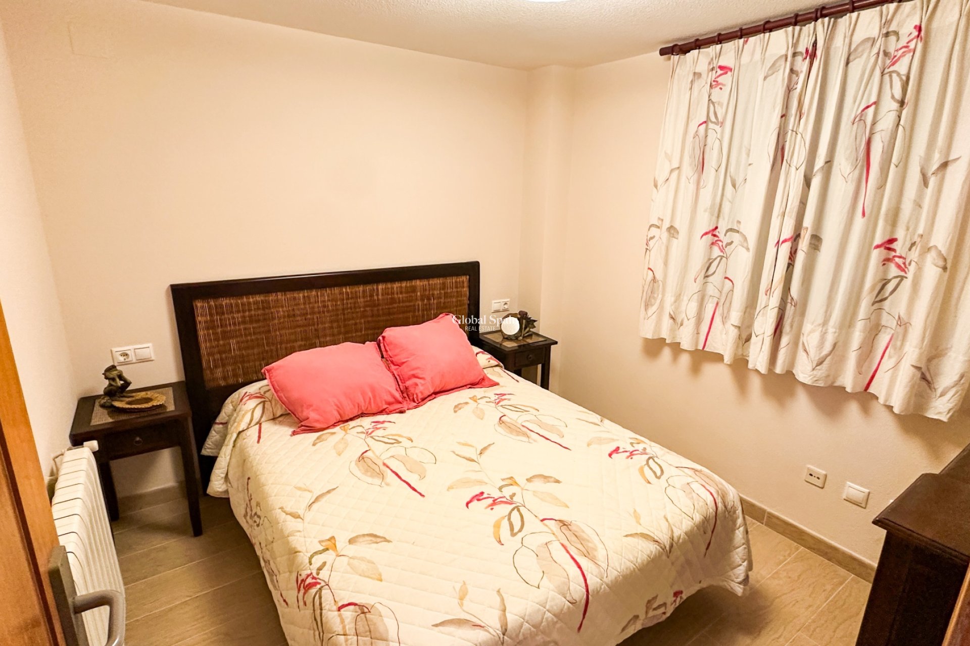 Wederverkoop - APPARTEMENT -
TORREVIEJA - Playa de los Locos