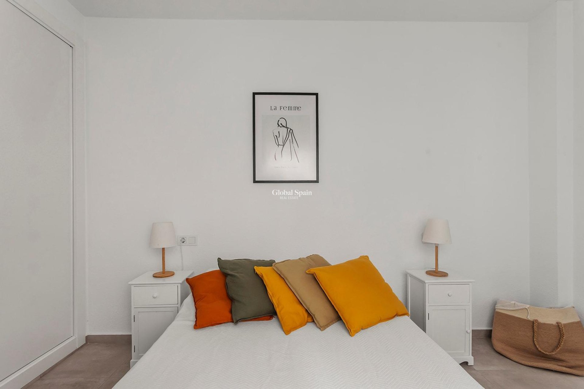 Wederverkoop - APPARTEMENT -
TORREVIEJA - Playa de los Locos